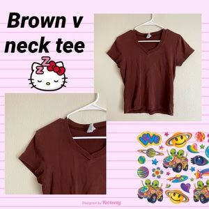 Baby tee v neck